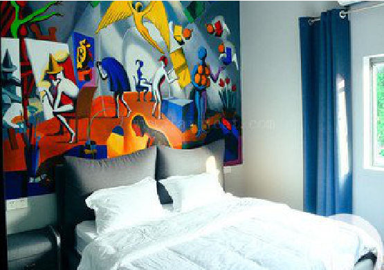 盐边对于酒店的墙体彩绘而言更注重哪些方面？