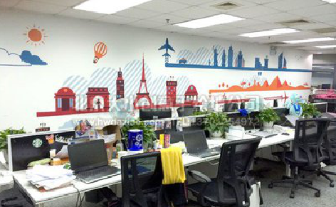 盐边教你设计办公室墙绘的方法。